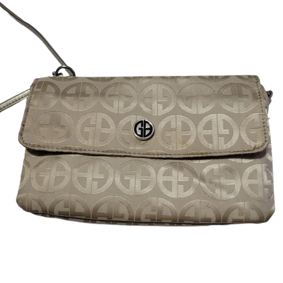 Gianni Bernini Crossbody/Wristlet Zip Top GB Logo Purse Gold Silver Hardware - Picture 9 of 16